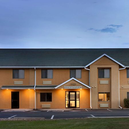 Travelodge By Wyndham Marysville Bagian luar foto
